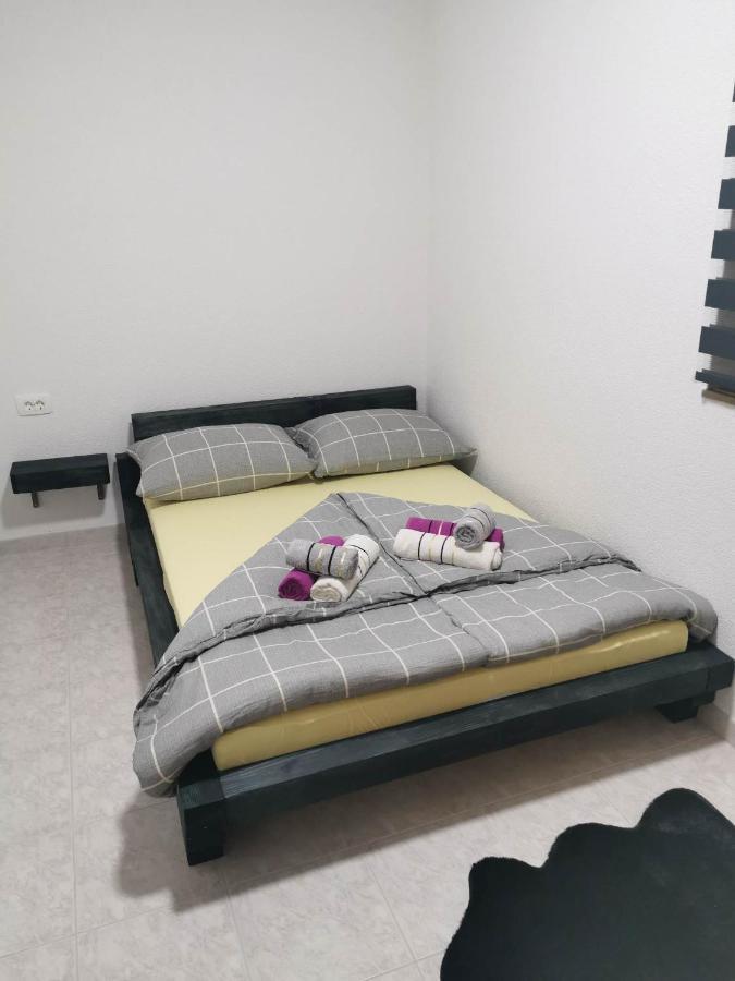 Guesthouse Nadia 센 외부 사진