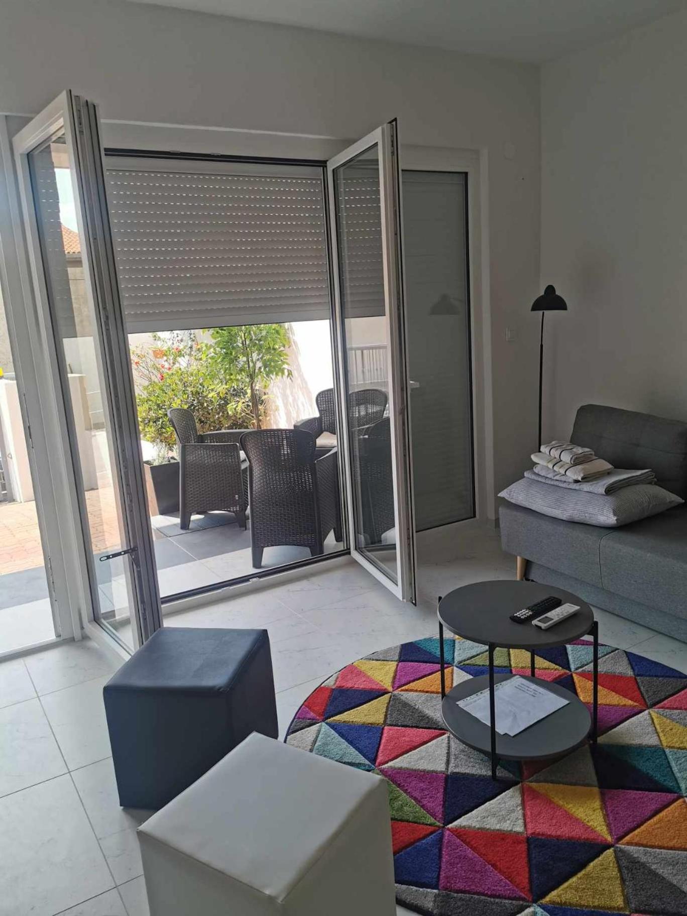 Guesthouse Nadia 센 외부 사진