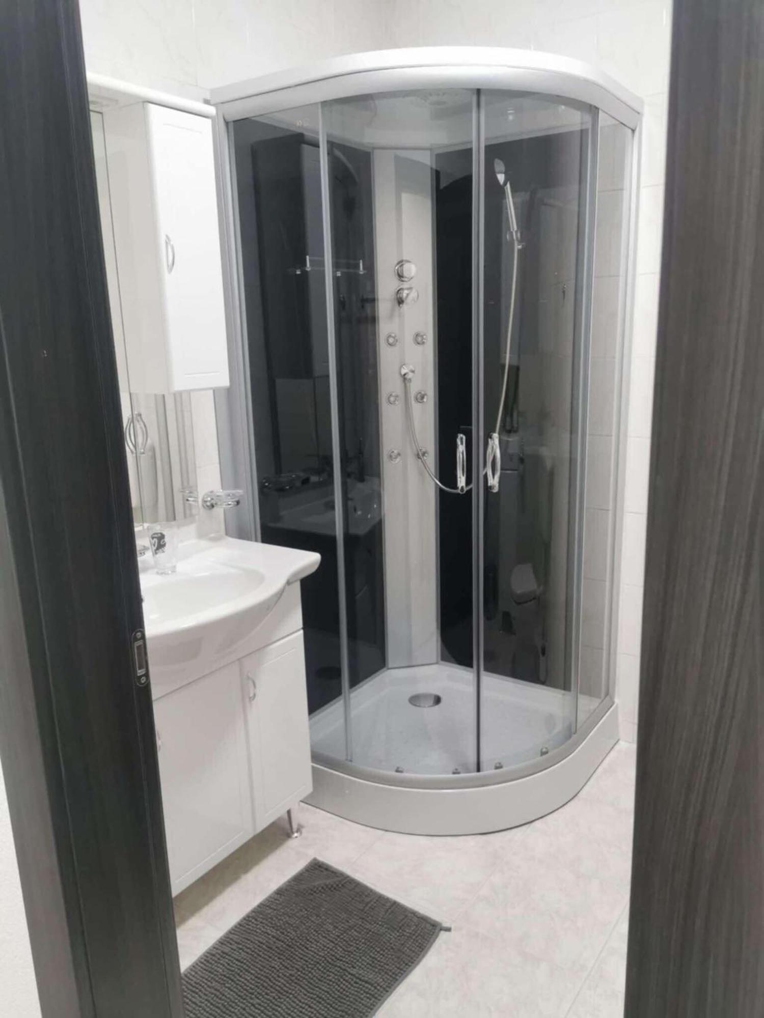 Guesthouse Nadia 센 외부 사진